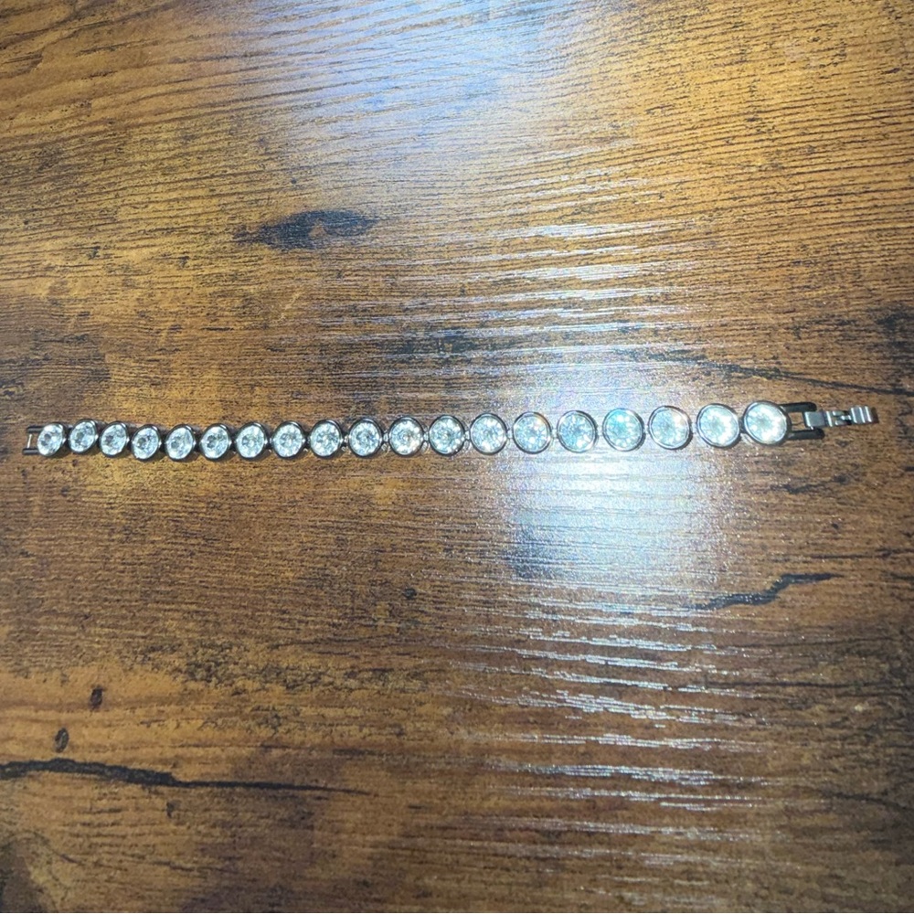 TCS Touchstone Crystal Bracelet